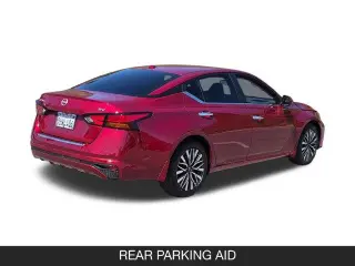 Nissan Altima 2023 2.5 SV Sedán 4 puertas
