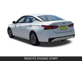 Nissan Altima 2025 2.5 SV Sedán de 4 puertas
