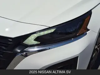 Nissan Altima 2025 2.5 SV Sedán de 4 puertas