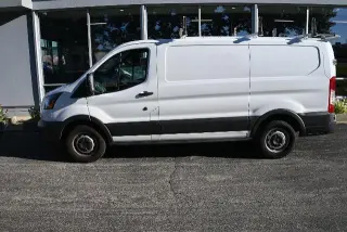 Ford Transit 2016 150 3dr SWB Low Roof Carga Van con puertas pasajeros 60/40 lateral