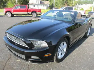 Ford Mustang 2013 V6 2dr Convertible