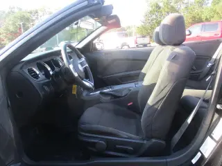 Ford Mustang 2013 V6 2dr Convertible