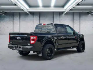 Ford F-150 2021 4x4 Lariat Cabina SuperCrew 5.5 pies portón lateral