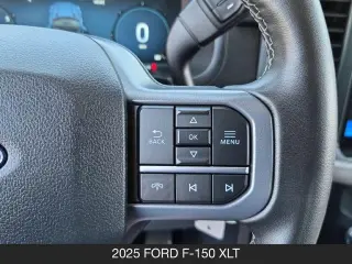 Ford F-150 2025 4x2 XLT 4 puertas SuperCrew 5.5 pies SB