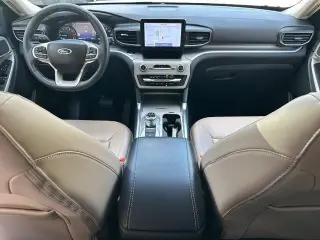 Ford Explorer 2023 XLT 4dr SUV