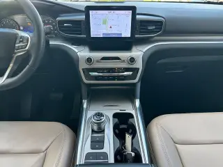 Ford Explorer 2023 XLT 4dr SUV