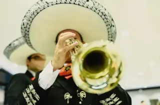 🎺✨ ¡MARIACHI ESPUELAS DE ORO!