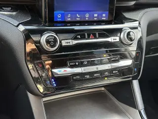 Ford Explorer 2023 AWD ST SUV de 4 puertas