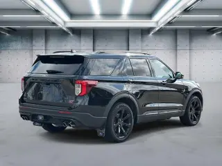 Ford Explorer 2023 AWD ST SUV de 4 puertas