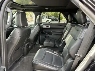 Ford Explorer 2023 AWD ST SUV de 4 puertas