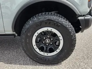 Ford Bronco 2023 4x4 Base Advanced 4dr SUV