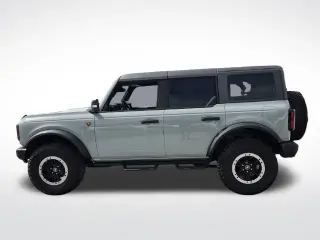 Ford Bronco 2023 4x4 Base Advanced 4dr SUV