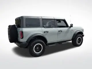 Ford Bronco 2023 4x4 Base Advanced 4dr SUV