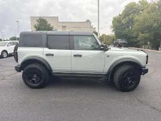 Ford Bronco 2023 4x4 Badlands Advanced 4dr SUV