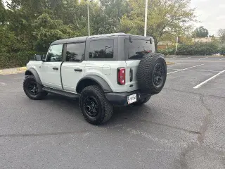Ford Bronco 2023 4x4 Badlands Advanced 4dr SUV