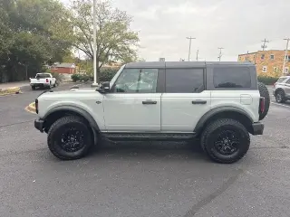Ford Bronco 2023 4x4 Badlands Advanced 4dr SUV