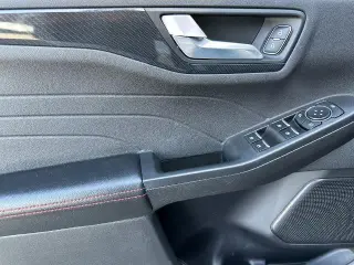 Ford Escape Hybrid 2023 ST-Line 4dr SUV