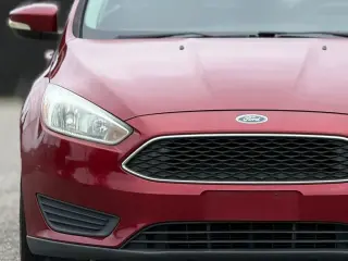 Ford Focus 2015 SE 4dr Sedán