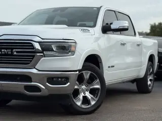 Ram 1500 2022 4x4 Laramie 4dr Crew Cab de 5.6 pies de largo Pickup