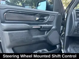 Ram 1500 2022 4x4 Laramie 4dr Crew Cab 5.6 ft. Pickup