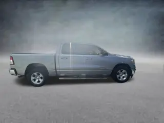 Ram 1500 2020 4x2 Big Horn 4dr Crew Cab 5.6 ft. Pickup