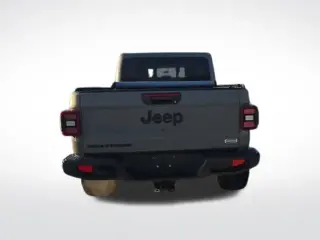 Jeep Gladiator 2021 4x4 Overland 4dr Crew Cab 5.0 ft. SB