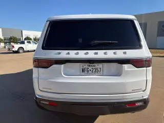 Jeep Wagoneer 2022 4x4 Serie II SUV 4 puertas