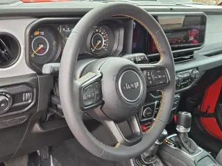 Jeep Wrangler 2024 4x4 Willys SUV 4 puertas