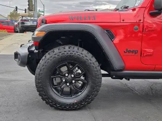 Jeep Wrangler 2024 4x4 Willys SUV 4 puertas