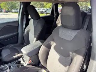 Jeep Cherokee 2015 4x4 Latitude 4dr SUV