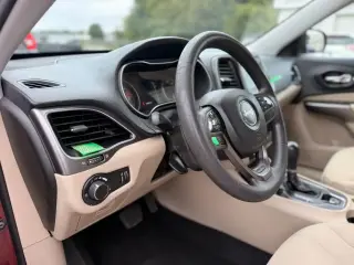 Jeep Cherokee 2020 Latitude 4dr SUV