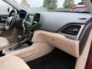 Jeep Cherokee 2020 Latitude 4dr SUV