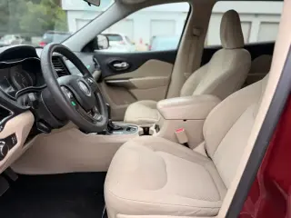 Jeep Cherokee 2020 Latitude 4dr SUV