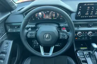 Acura Integra 2024 liftback de 4 puertas CVT con paquete de tecnología y A-SPEC
