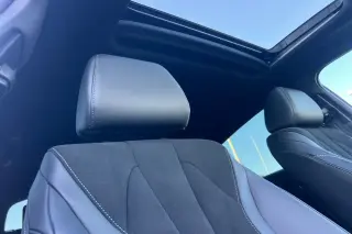 Acura Integra 2024 liftback de 4 puertas CVT con paquete de tecnología y A-SPEC