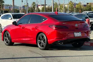 Acura Integra 2024 liftback de 4 puertas CVT con paquete de tecnología y A-SPEC