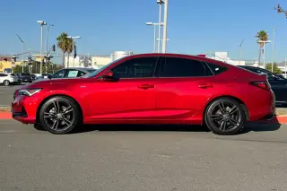 Acura Integra 2024 liftback de 4 puertas CVT con paquete de tecnología y A-SPEC