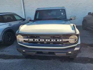 Ford Bronco 2024 4x4 Outer Banks SUV de 4 puertas