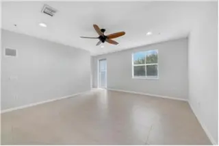 Propiedad de alquiler con 4 dormitorios y 3.5 baños en BOYNTON BEACH