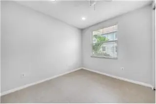 Propiedad de alquiler con 4 dormitorios y 3.5 baños en BOYNTON BEACH