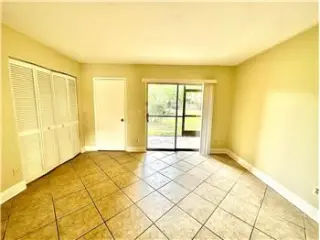 Propiedad de alquiler con 1 dormitorio y 1 baño en Boynton Beach
