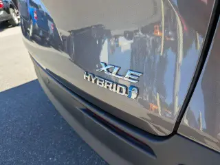 Toyota Sienna 2022 XLE 8 Pasajeros 4dr Mini-Van