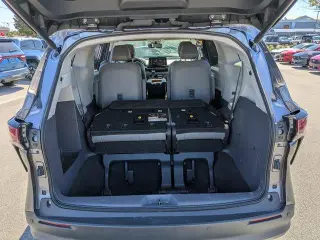 Toyota Sienna 2022 XLE 8 Pasajeros 4dr Mini-Van