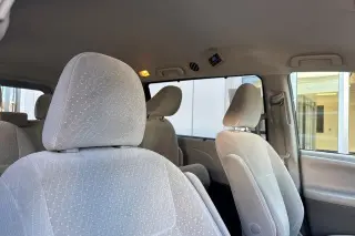 Toyota Sienna 2017 LE 7-Pasajeros Asiento de Acceso Automático 4dr Mini-Van