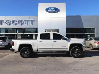 GMC Sierra 1500 2018 4x4 SLT 4dr Crew Cab 5.8 ft. SB