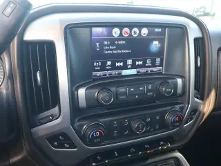 GMC Sierra 1500 2018 4x4 SLT 4dr Crew Cab 5.8 ft. SB