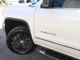 GMC Sierra 1500 2018 4x4 SLT 4dr Crew Cab 5.8 ft. SB