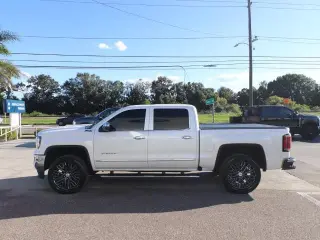 GMC Sierra 1500 2018 4x4 SLT 4dr Crew Cab 5.8 ft. SB