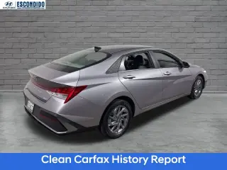 Hyundai ELANTRA Híbrido 2025 Azul 4dr Sedán