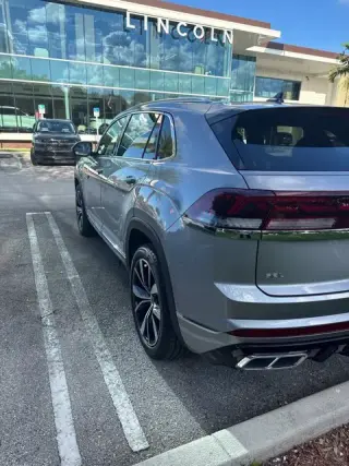 Volkswagen Atlas Cross Sport 2025 AWD SEL Premium R-Line 4Motion 4dr SUV